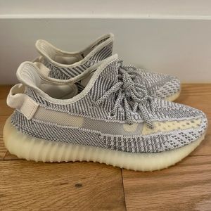 Adidas Yeezy Boost 350 V2 in Static
